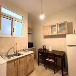 Mon Repos View House דירה
