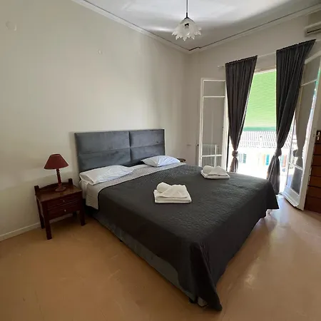 Mon Repos View House Appartamento Anemomylos