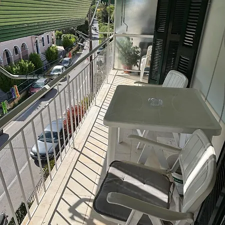 Mon Repos View House Apartman *