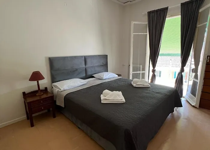 Mon Repos View House شقة Anemomylos